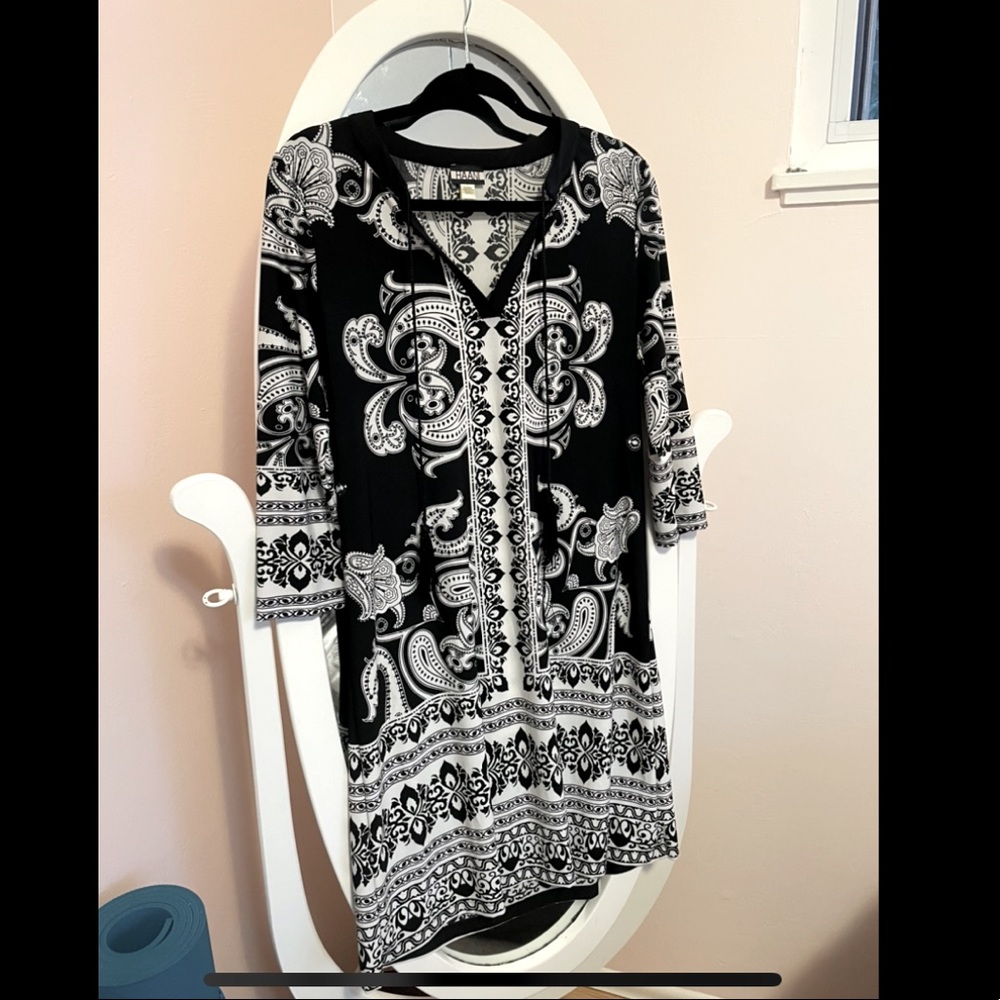 Haani, Black and White Dress